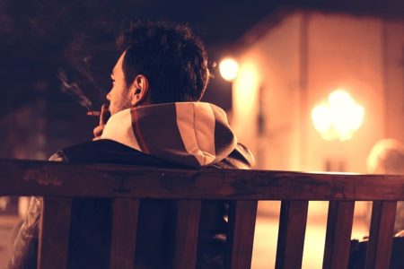 喫煙所,会話,タバココミュニケーション 喫煙所,会話,タバココミュニケーション